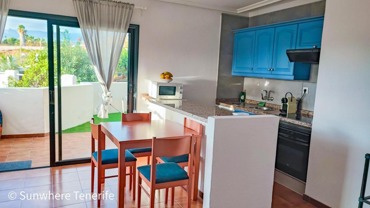 Spacious Apartment With Private Garden In Tenerife South ซานมิเกลเดียโบนา ภายนอก รูปภาพ