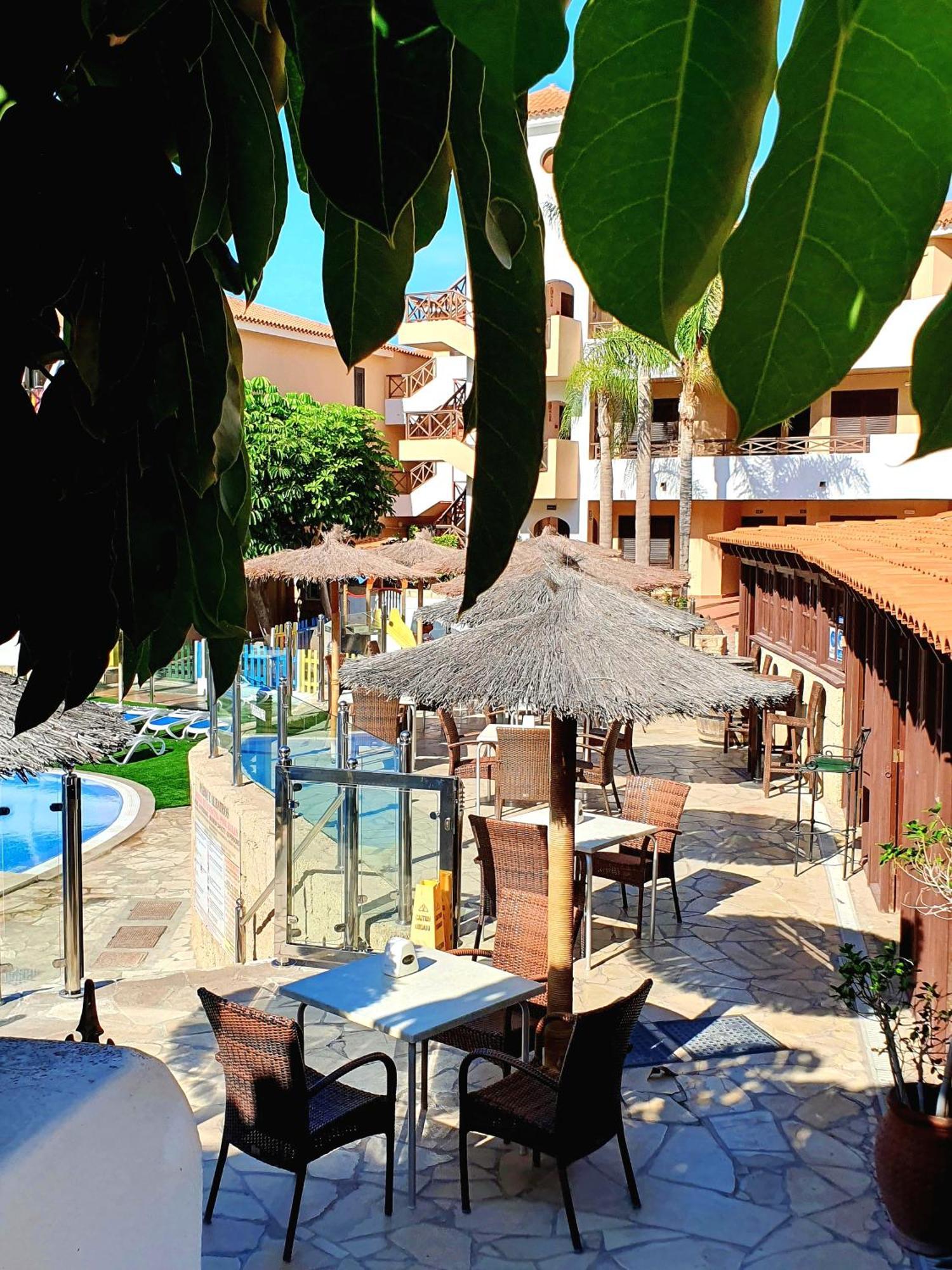 Spacious Apartment With Private Garden In Tenerife South ซานมิเกลเดียโบนา ภายนอก รูปภาพ