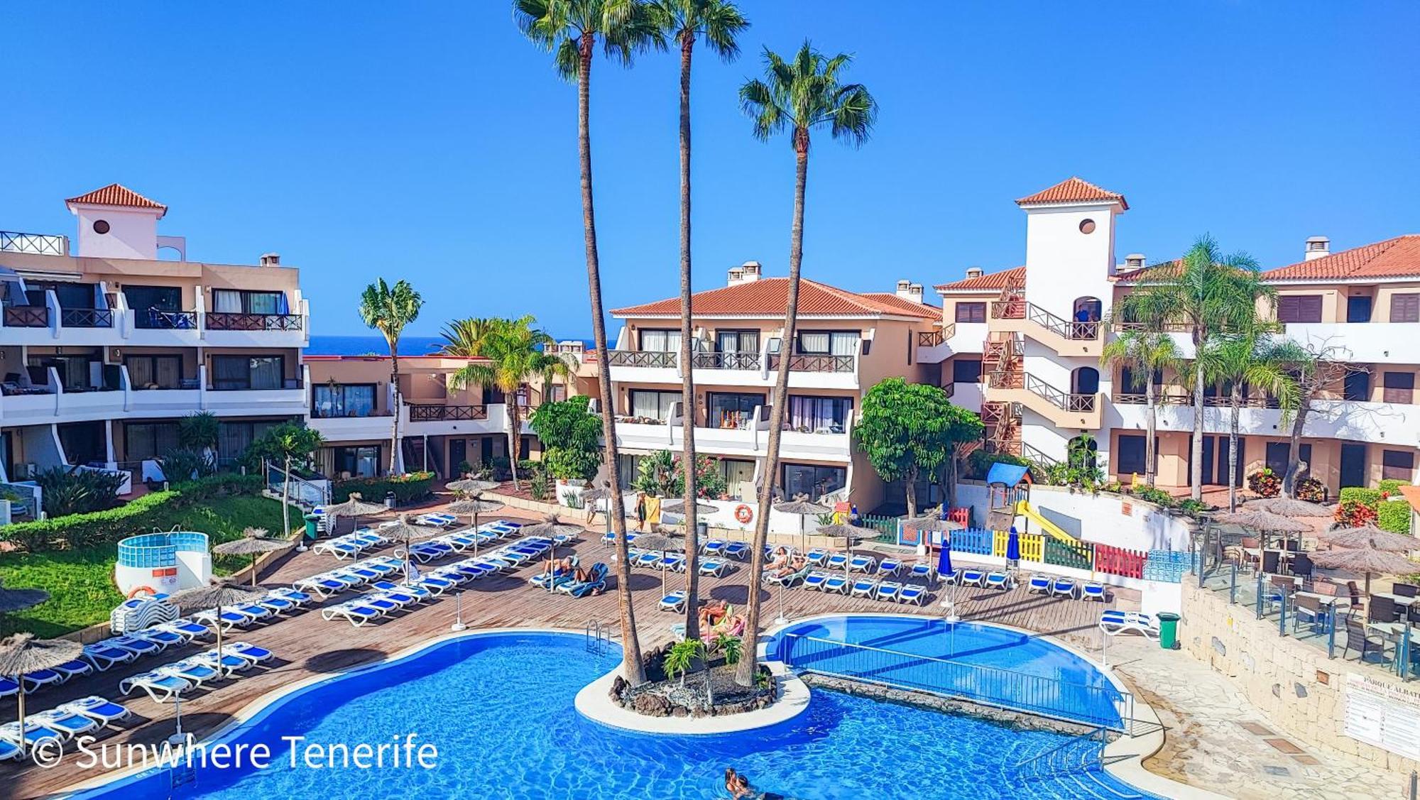 Spacious Apartment With Private Garden In Tenerife South ซานมิเกลเดียโบนา ภายนอก รูปภาพ