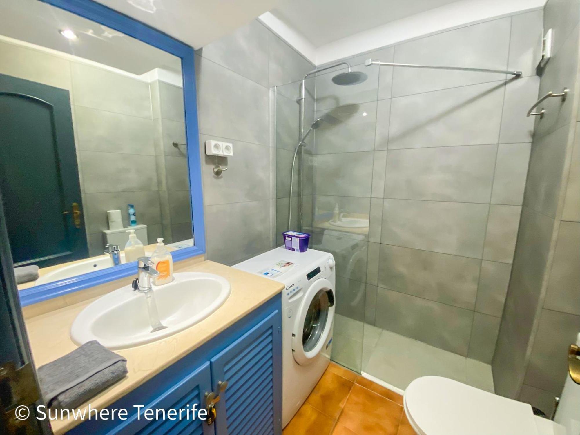 Spacious Apartment With Private Garden In Tenerife South ซานมิเกลเดียโบนา ภายนอก รูปภาพ